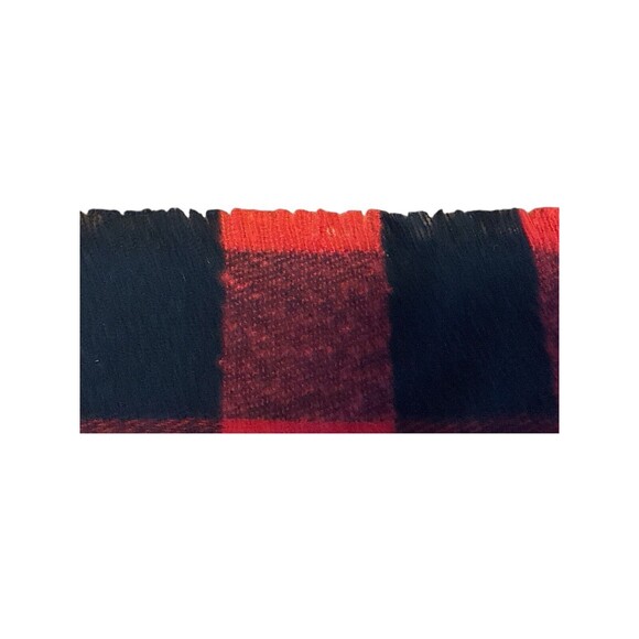 Old Navy Red Black Plaid Fringed Poncho Wrap Scarf soft comfortable New - Picture 6 of 6